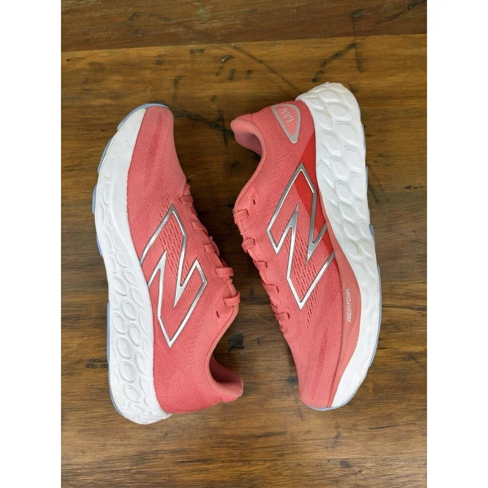 New Balance Fresh Foam 680v8 Womens Size 8.5 B Pink Coral Running Shoes Sneakers